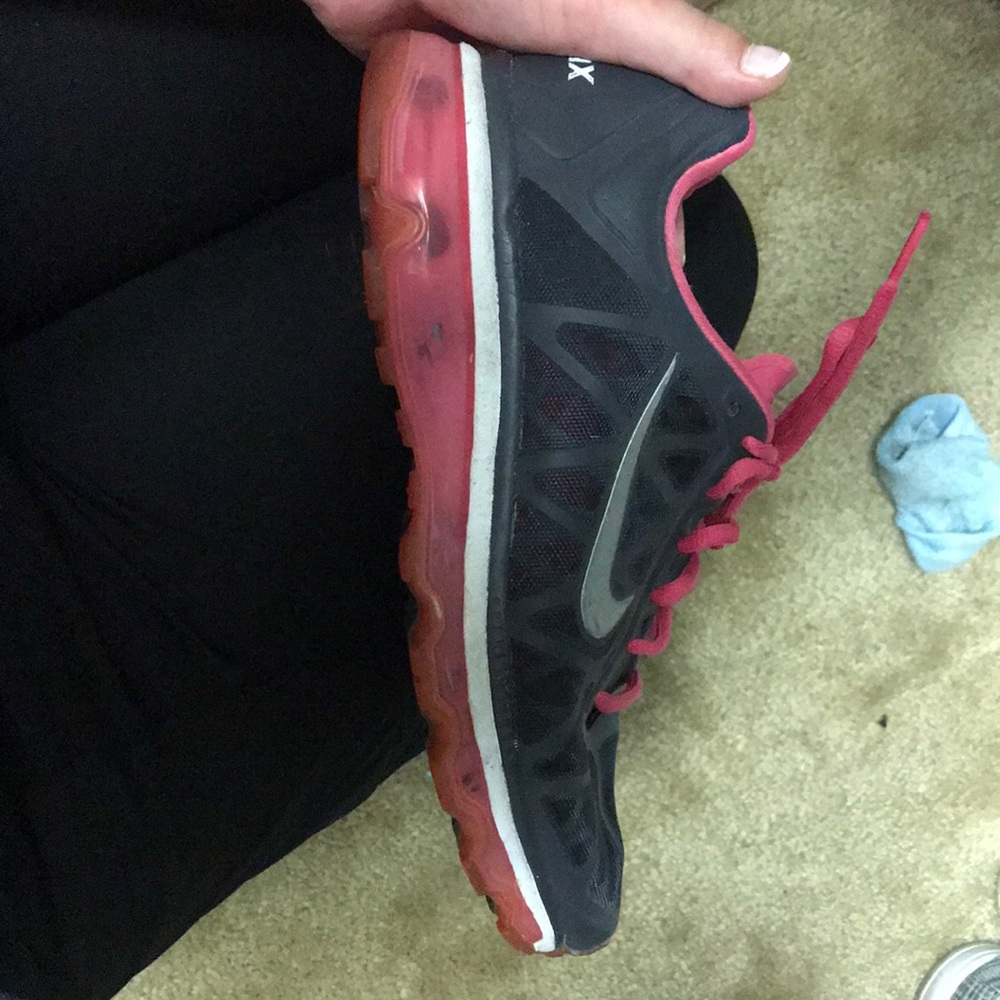 Air max shoes size 9